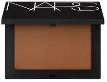 NARS šviesą atspindintys presuojami tvirtinimo milteliai 3 g, permatomas kristalas