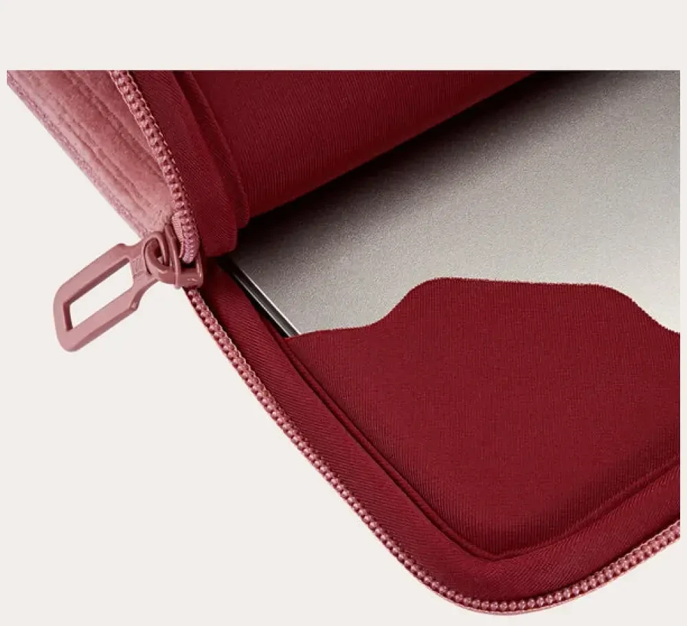 Nešiojamas kompiuteris Bag Tucano Velluto 2 Sleeve 16″ skirtas MacBook rožinės spalvos