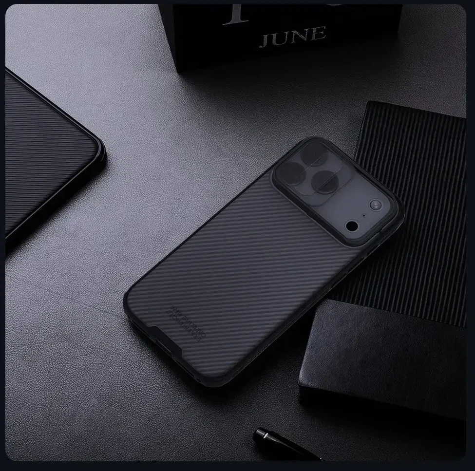 Nillkin CamShield PRO dėklas skirtas iPhone 17 Pro Max skaidrus juodos spalvos