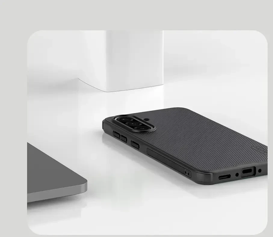 Nillkin Super Frosted PRO Magnetic Back Cover skirta Samsung Galaxy A36 5G dėklas telefonui juodos spalvos