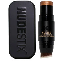 „Nudestix Kreminis“ žymeklis „Nudies Glow“ (žymeklio pieštukas), „Illumi-Naughty“