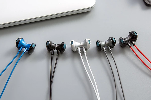 GJBY ausinės – SPORTS BLUETOOTH CA-113 baltos spalvos