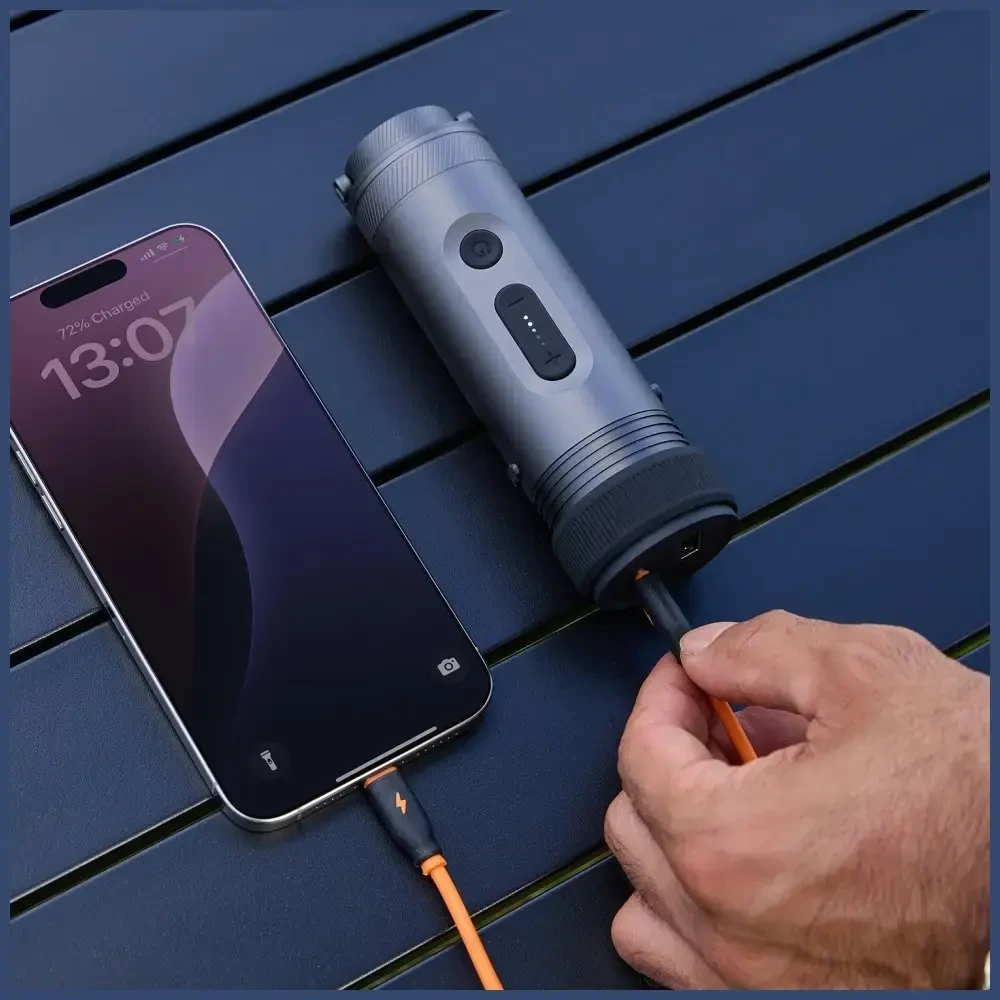 „Outdoolow“ daugiafunkcinė išorinė baterija „4smarts SnapKit 7-in-1“ 3500mAh juoda