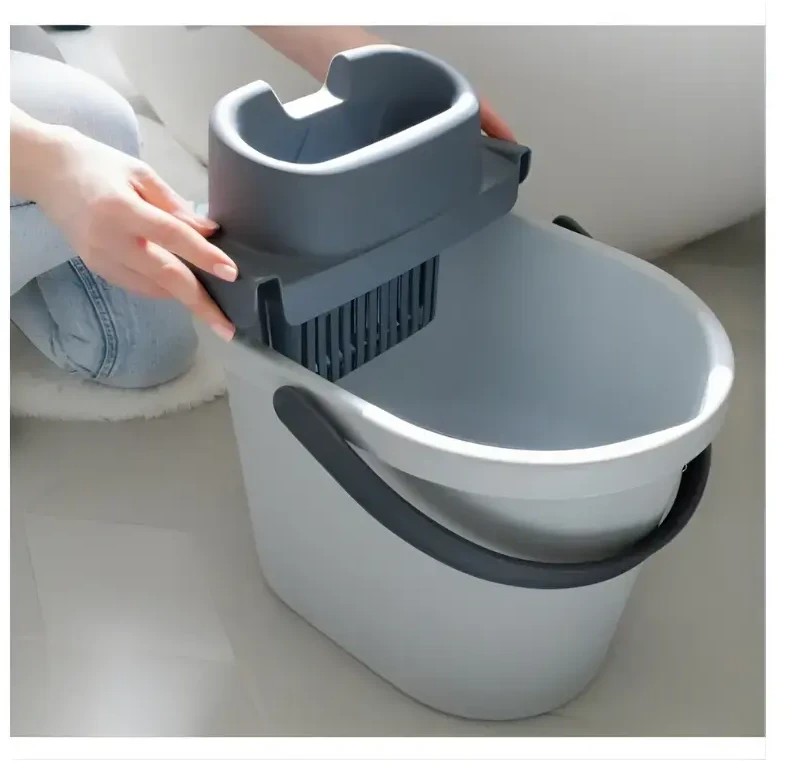 Sauber Oval bucket with flat push button Eco Ego