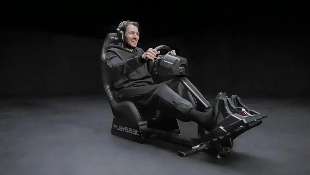 Žaidimų kėdė lenktynėms Playseat Evolution Alcantara, Juoda