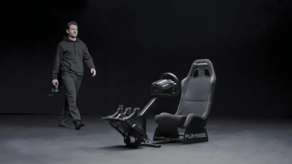 Žaidimų kėdė lenktynėms Playseat Evolution, Juoda