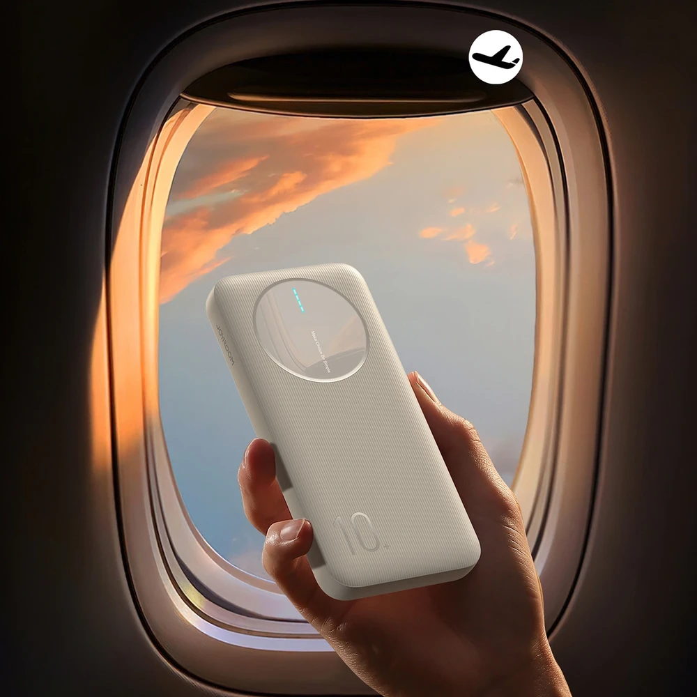 Nešiojamoji baterija Joyroom JR-PBF12 10000mAh 2.4A 2x USB-A 1x USB-C – baltos spalvos