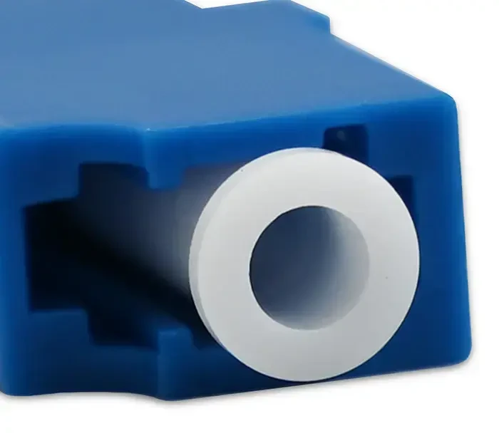 Qoltec Optinio pluošto adapteris LC/UPC Simplex Singlemode