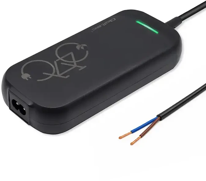 Qoltec greitas įkroviklis elektriniam dviratiui 36V 42V 2A atviras kabelis be kištuko atsparus vandeniui su maitinimo kabeliu