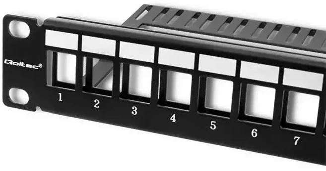 QOLTEC 54479 Patch panel RACK 24 jungtys UTP blank Juodas