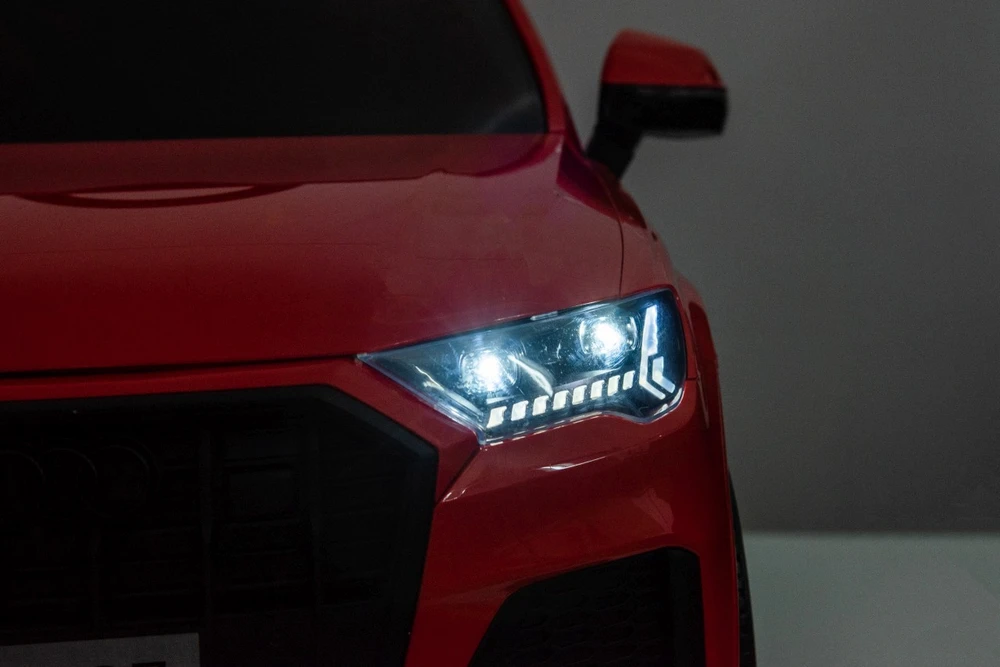 Ramiz Elektromobilis Audi Q7 NEW LIFT, Raudona