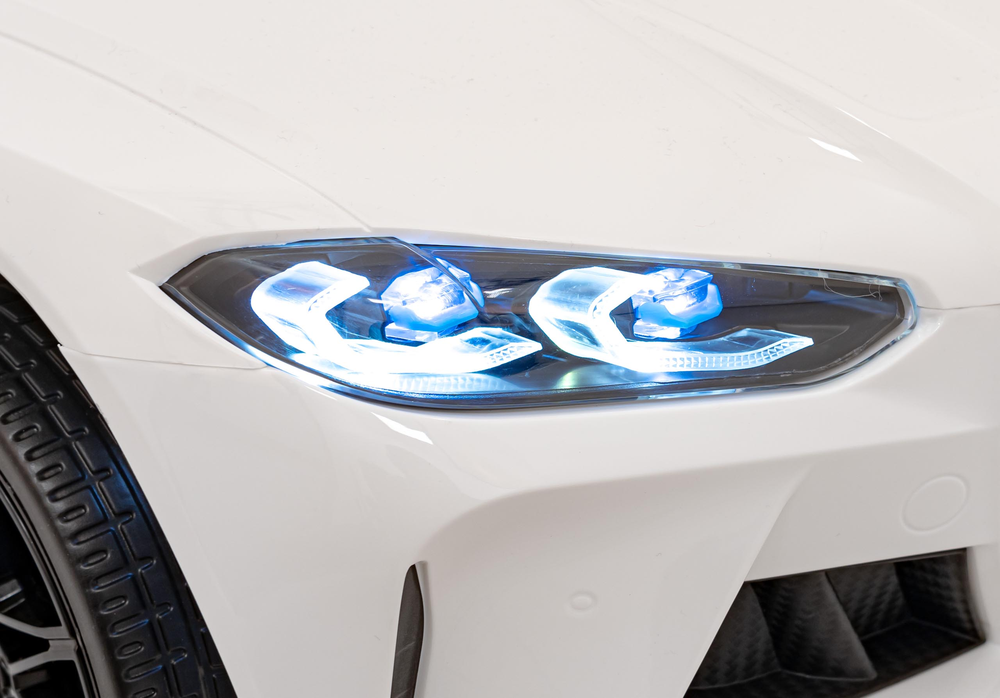 Triton Elektromobilis BMW M4 baltas