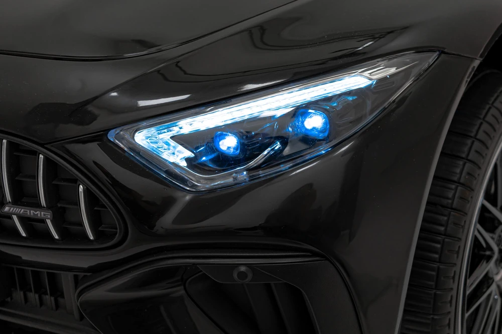 Vaikiškas elektrinis Mercedes Benz AMG SL63 su LED šviesomis ir muzikos funkcija