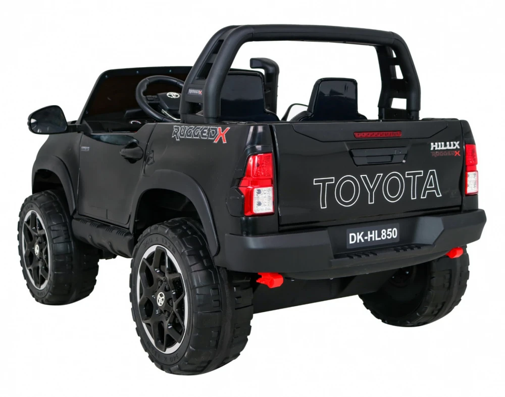 Ramiz Elektromobilis Toyota Hilux, Juodas
