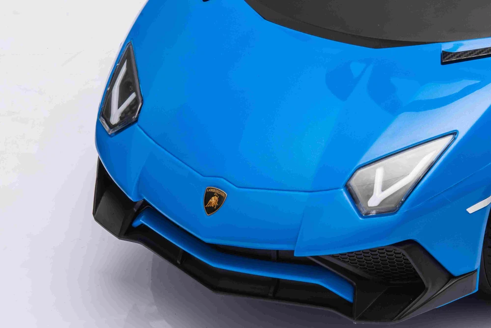Ramiz Vaikiškas Lamborghini Aventador SV elektrinis triratukas su garsais ir LED šviesomis, iki 30 kg, juodas