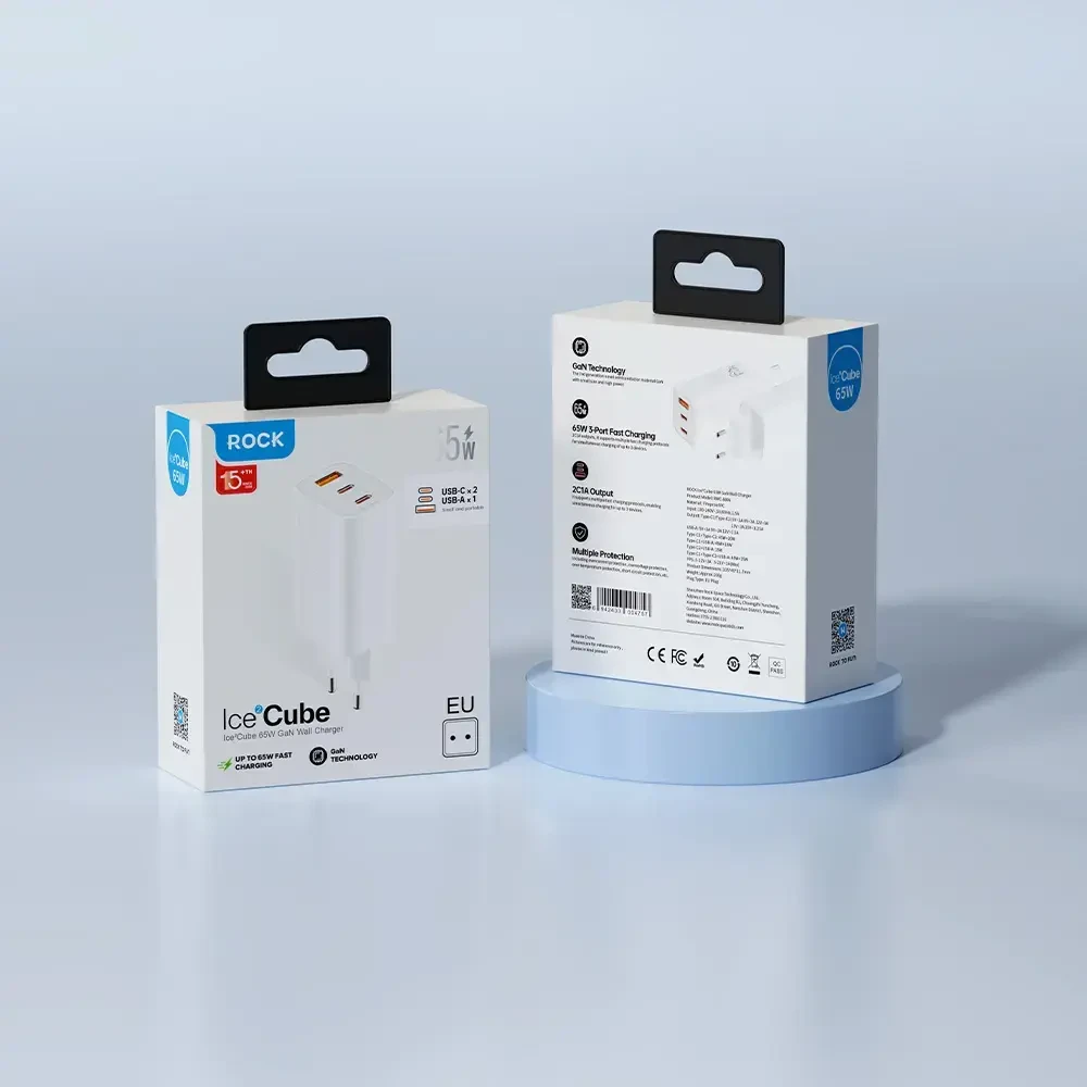 Rock laidinis įkroviklis Ice2Cube GaN – USB + 2xType C – PD 65W 3A baltos spalvos