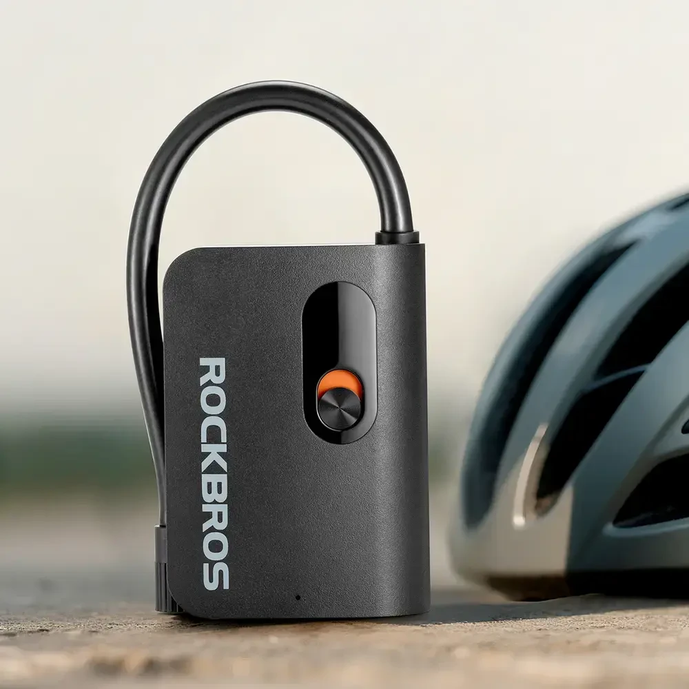 Rockbros L1 Mini belaidis siurblys 70 psi kompresorius 200 mm Schrader žarnos ilgis - juodas