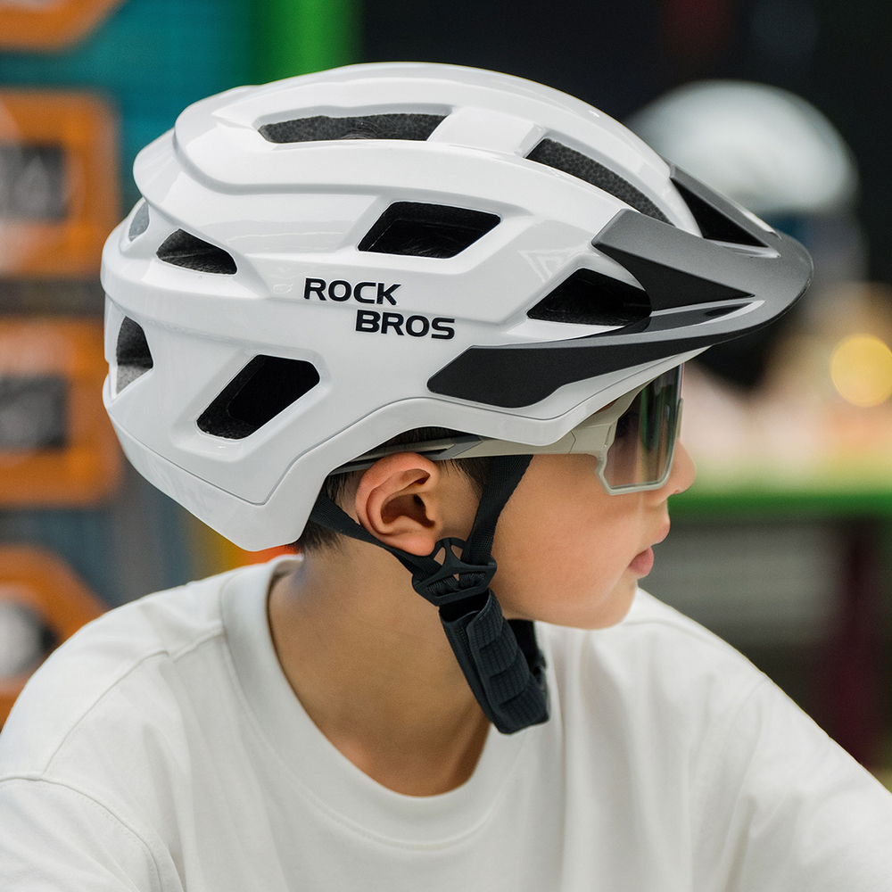 Rockbros LK-67 jaunimo dviračio šalmas su nuimamu skydeliu 54–58 cm - Baltas