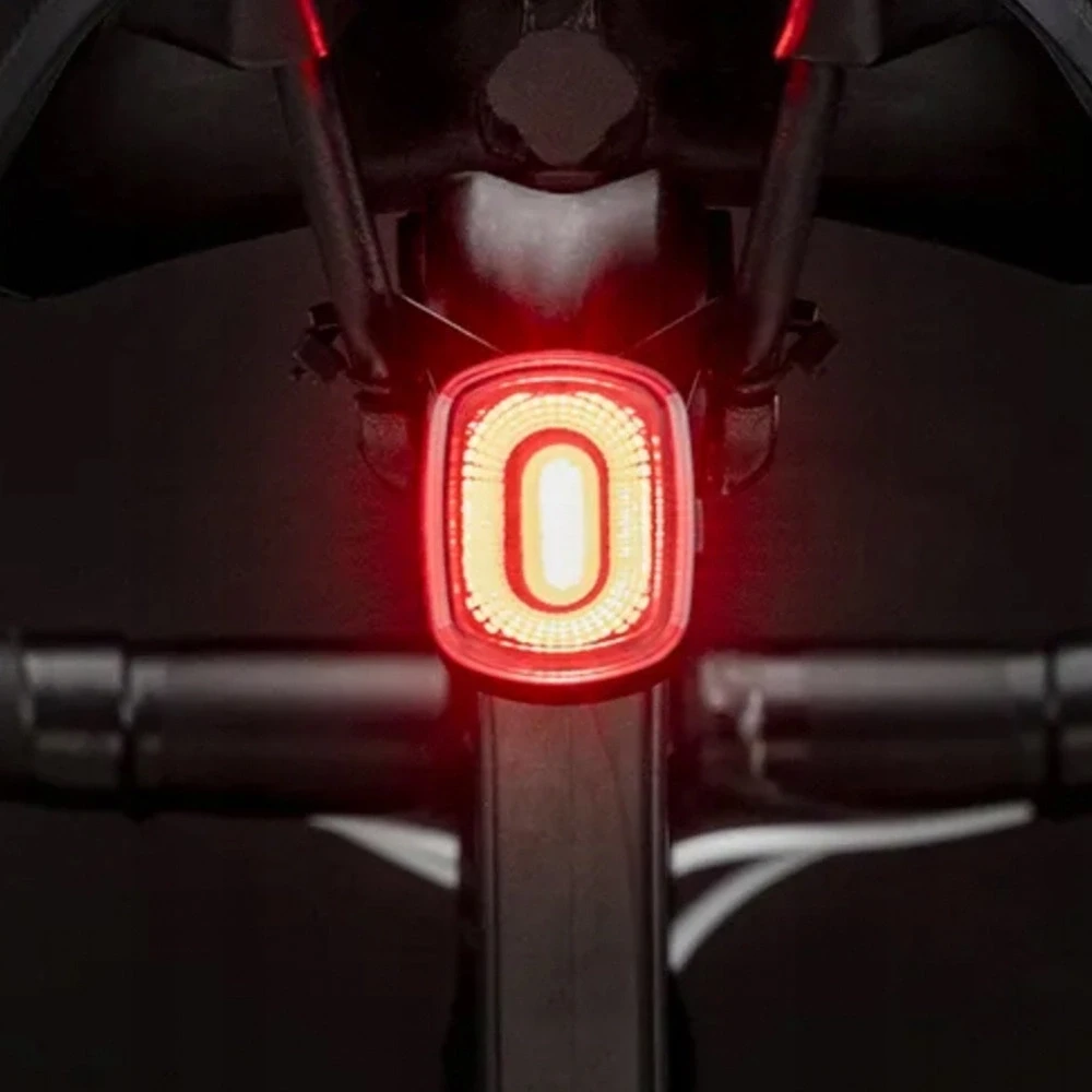 Rockbros Q2S LED galinis dviračio žibintas su išmaniąja stabdymo sistema + USB-C - USB-A laidas - juodos spalvos