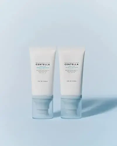 SKIN1004 Madagascar Centella Hyalu-Cica Vanduo-Fit Sun Serumas SPF 50+ apsauginis veido kremas nuo saulės, 2 x 50 ml