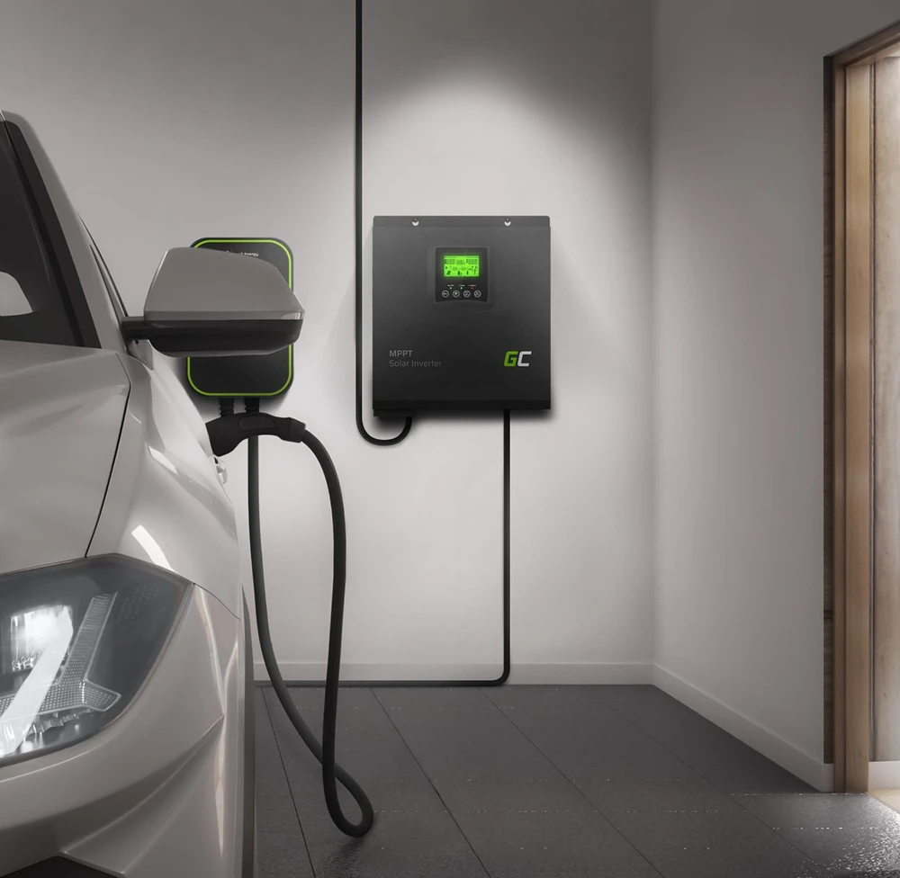 Green Cell Žalias Cell MPPT saulės energijos inverteris 24VDC 230VAC 3000VA / 3000W gryna sinusinė įtampa