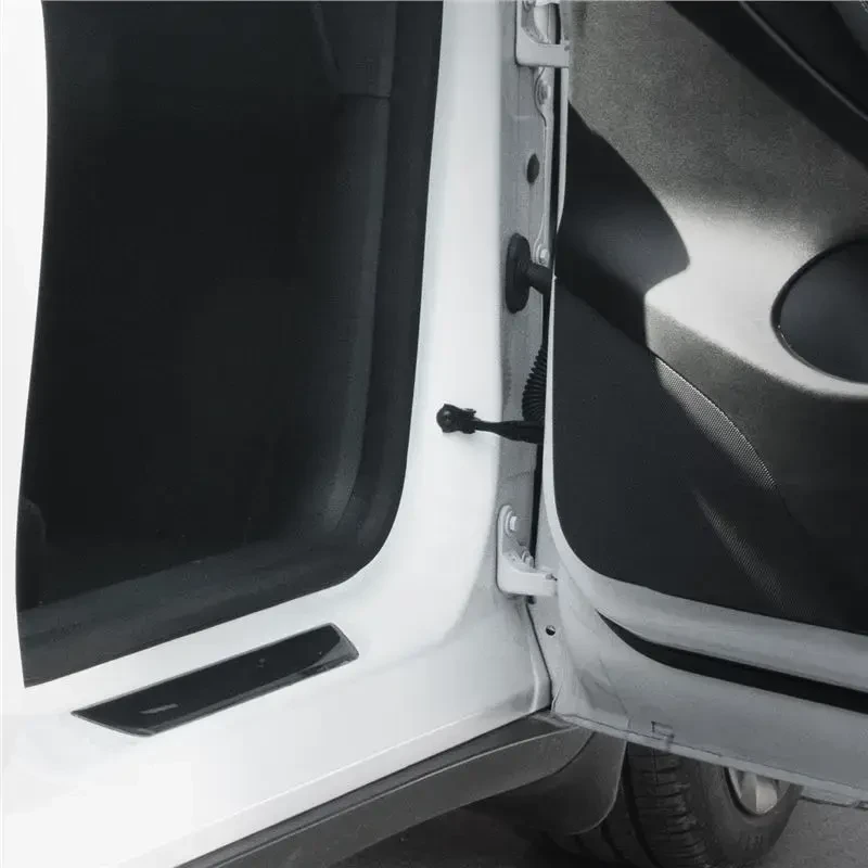 Spigen Tesla durų spynos dangtelis, juodas - Tesla Model Y/3