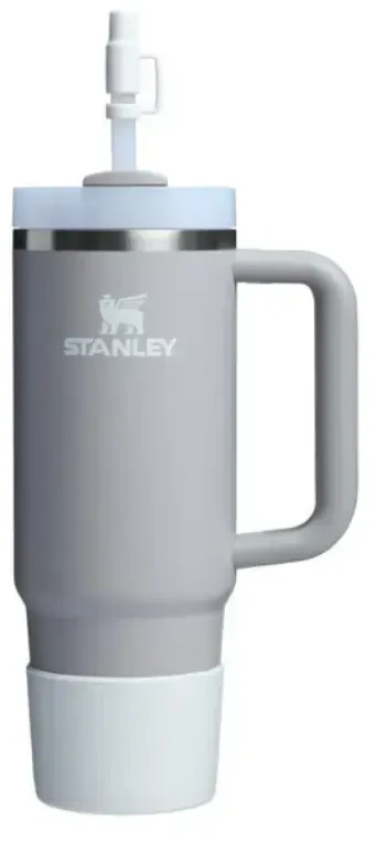 Stanley 2 apsauginių dangtelių ir šiaudelių rinkinys termo puodeliams 0,89 l / 0,59 l „The Quencher Boot“ + šiaudelio formos dangtelis, šviesiai baltas