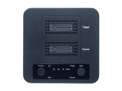 StarTech M.2 NVME DUPLICATOR DOCK/.