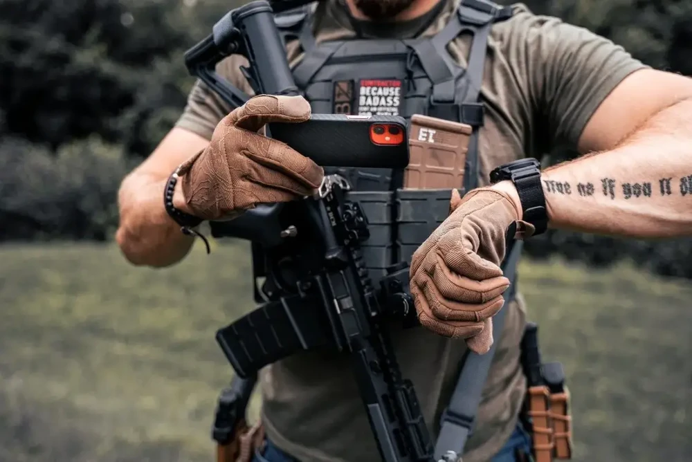 Dėklas Tactical MagForce Aramid skirtas Apple iPhone 16 Pro Max juodos spalvos