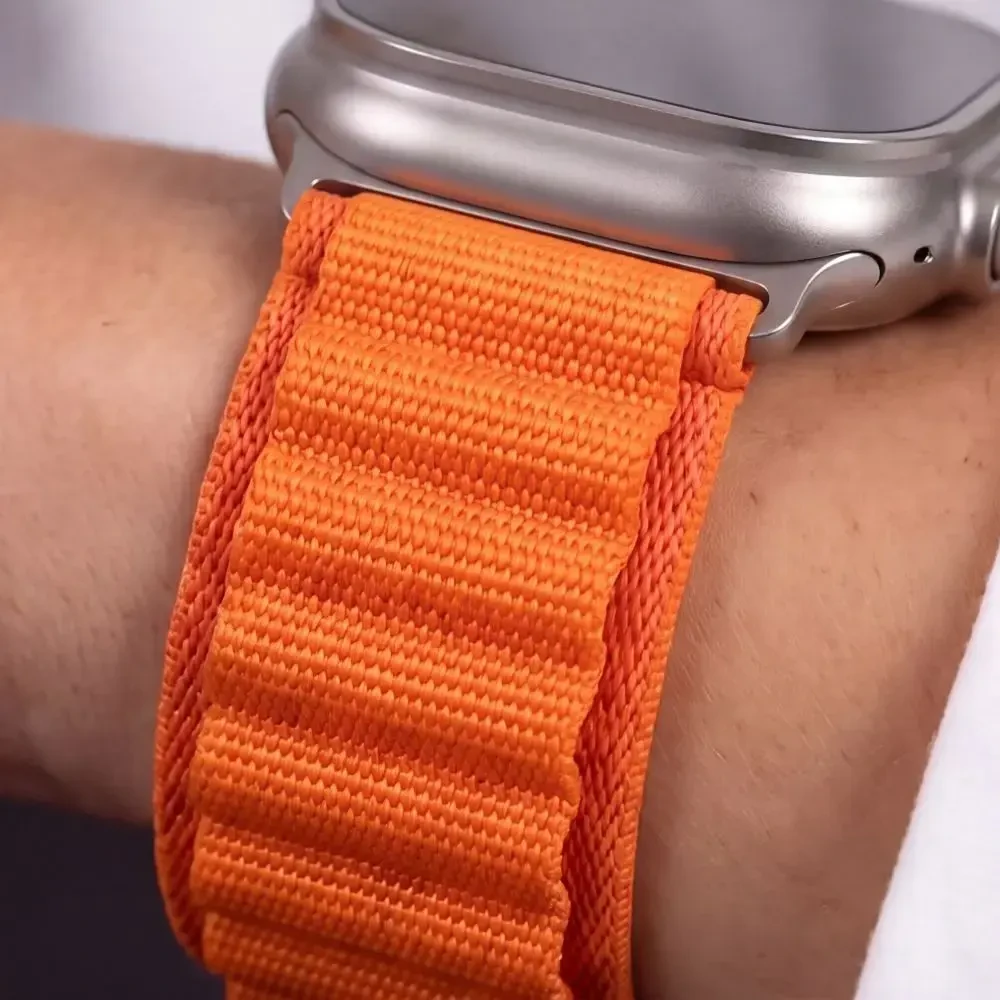 TECH-PROTECT NYLON PRO APPLE WATCH 8 / 9 / 10 / 11 / 12 / SE / ULTRA (44 / 45 / 46 / 49 MM) ORANŽINIS