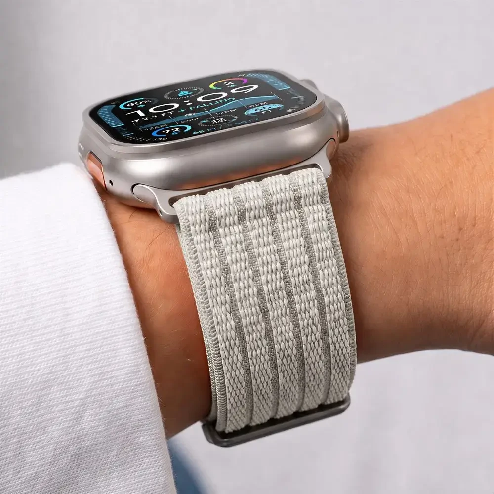 Tech-Protect Nylon Sport Strap, skirtas Apple Watch 44 / 45 / 46 / 49 mm – smėlio spalvos