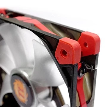Thermaltake Luna 12 Raudona