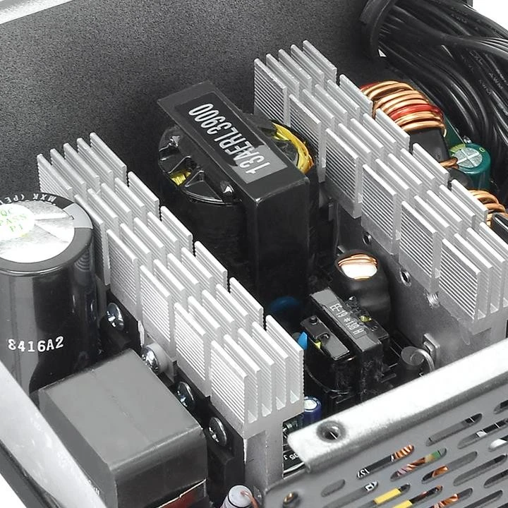 Maitinimo šaltinis Thermaltake Smart BX1 PS-SPD-0650NNSABE-1 (650 W, aktyvus, 120 mm)