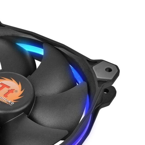 THERMALTAKE Riing 14 LED RGB rinkinys iš 3 didelio našumo korpuso ventiliatorių 3 dalys 140x140x25mm RGB LED triukšmas 28,1 dBA su LNC