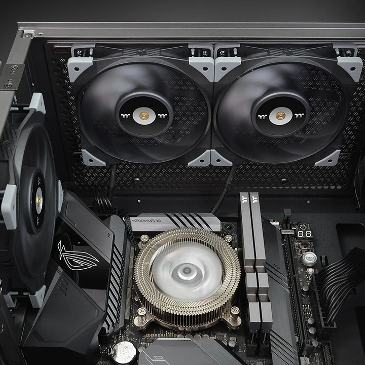„Thermaltake ToughFan 14“ ventiliatorius (CL-F118-PL14BL-A)