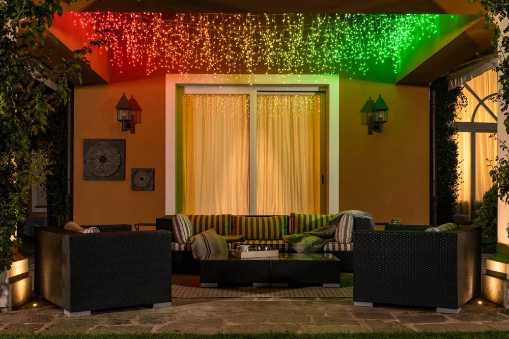 Kalėdinė lempučių girlianda Twinkly Icicle 190 Special LED RGB+W, varvekliai, daugiaspalvė