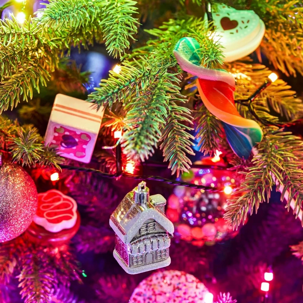 Kalėdinė išmanioji lempučių girlianda Twinkly Strings 250 LED RGB, daugiaspalvės