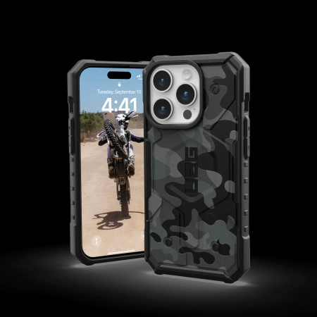 UAG Urban Armor Gear dėklas PATHFINDER, suderinamas su „Magsafe“, skirtas IPHONE 15 Pro, vidurnakčio kamufliažas