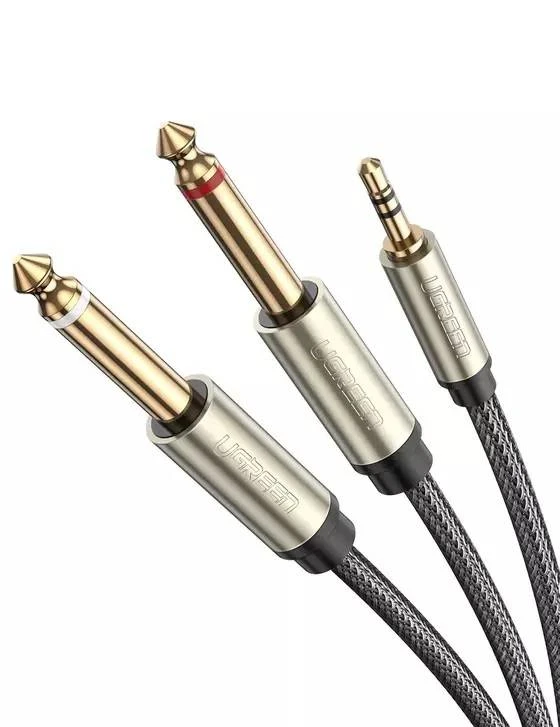 Ugreen AV126 audio laido jungtys iš arti
