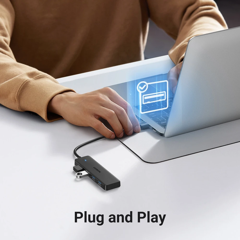 HUB Ugreen CM219 25851 su 4 USB-A 3.0 jungtys and USB-A 3.0 kabelis 15cm - juodos spalvos