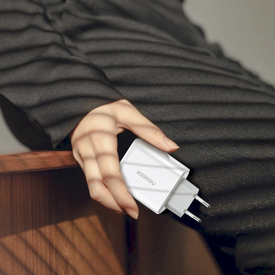 Įkroviklis Ugreen CD170 USB-C / USB-A 36W, baltas