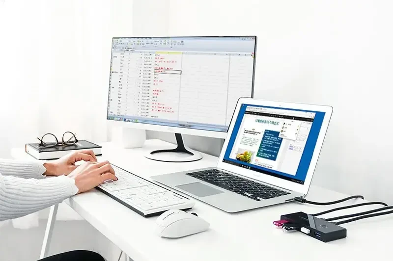 UGREEN US216 KVM perjungiklis USB-A į 4x USB 3.0 | juodas