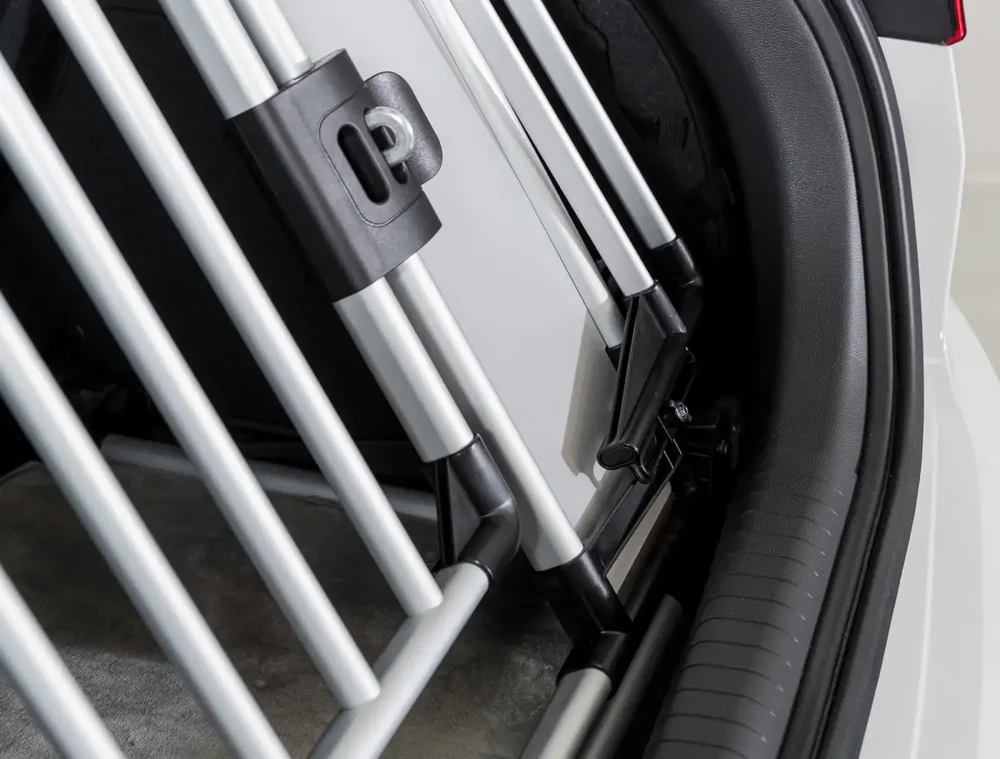 TRIXIE Universali automobilio pertvara