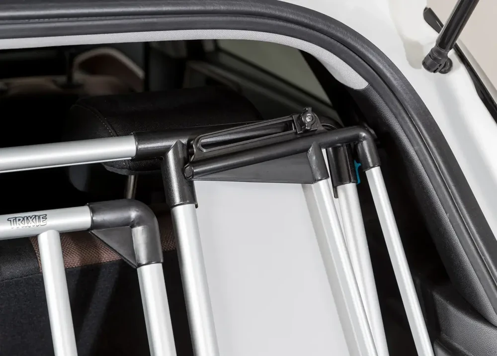 TRIXIE Universali automobilio pertvara