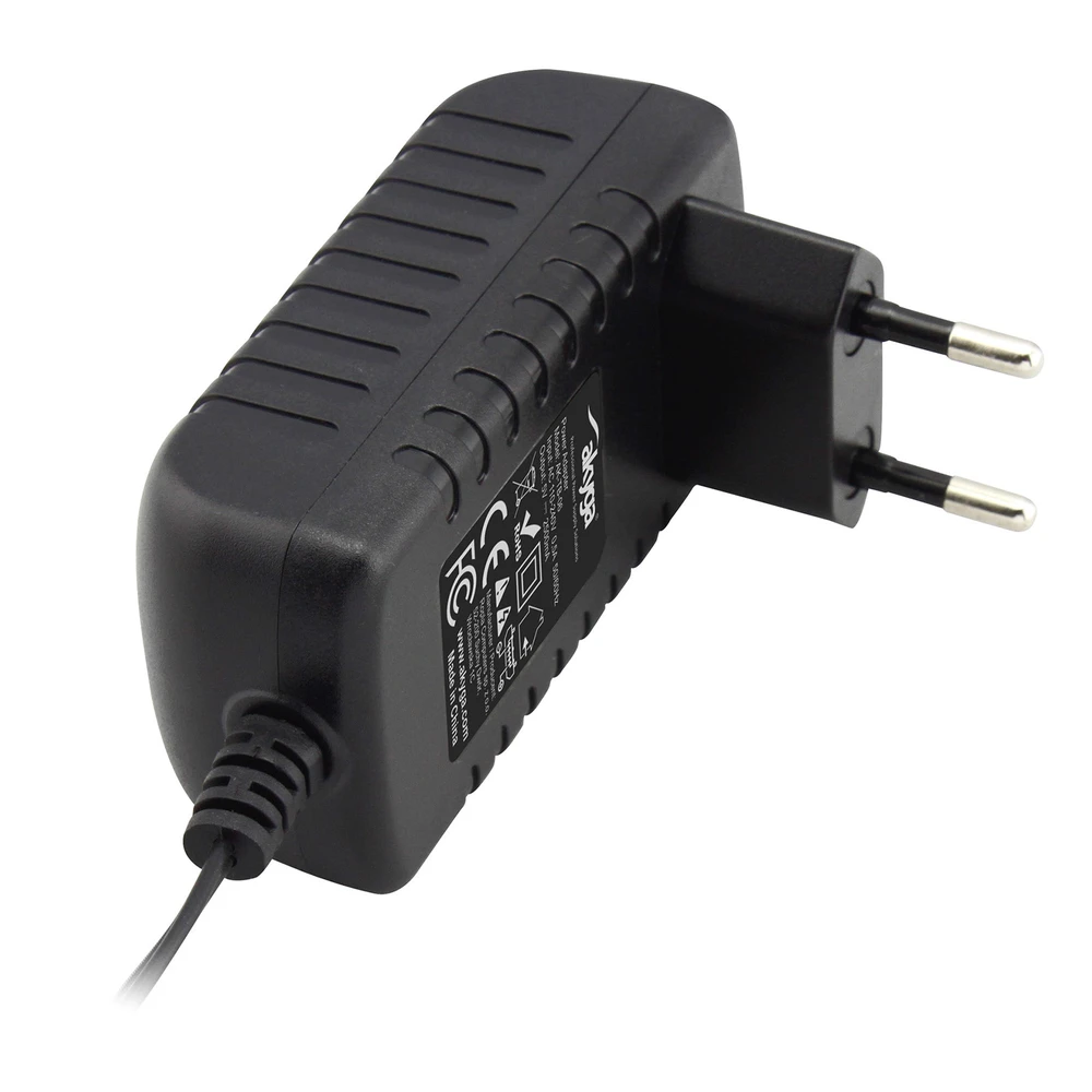 AKY AK-TB-06 AKYGA Universal Planšetė Adapteris AK-TB-06 5V/2.5A DC MicroUSB