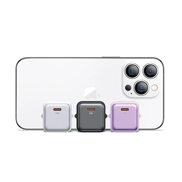 USAMS įkroviklis 1xUSB-C PD20WPD3.0 greito įkrovimo US-CC183 + USB-C/Lightning laidas US-SJ610 baltos spalvos