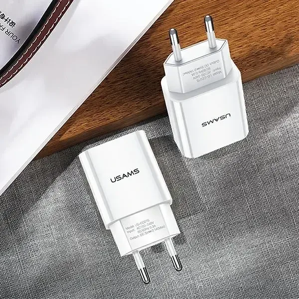 USAMS laidinis įkroviklis 1xUSB T18 2,1A(only head) balta/baltos spalvos Fast Charging CC075TC01