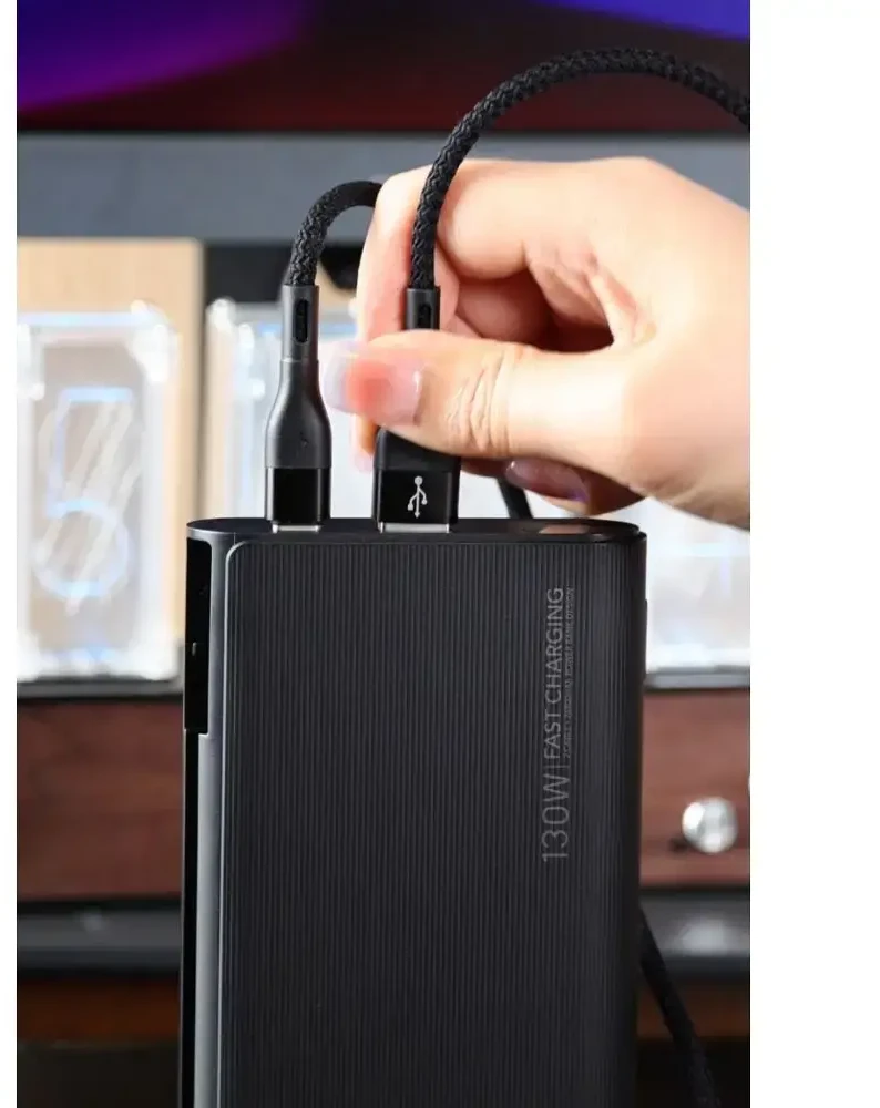 Nešiojamoji baterija Veger TCE130 (W2503) PD 130W 25000 mAh su integruotais C tipo laidais / Lightning juodas