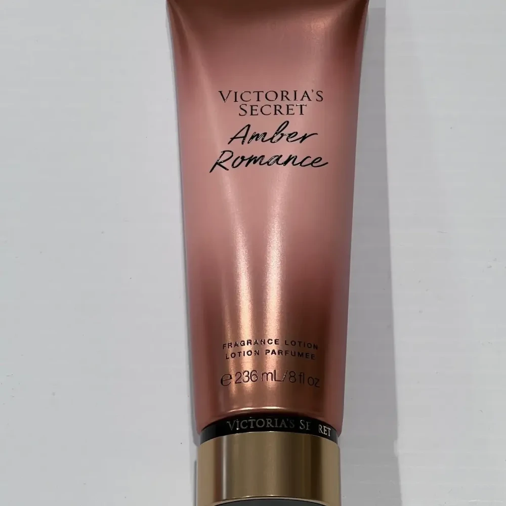 Victoria Secrets Victoria's Secret Amber Romance Kūno losjonas 250ml