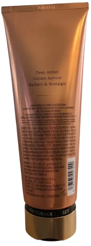 Victoria Secrets Victoria's Secret Amber Romance Hydrating Losjonas kūnui, 236 ml